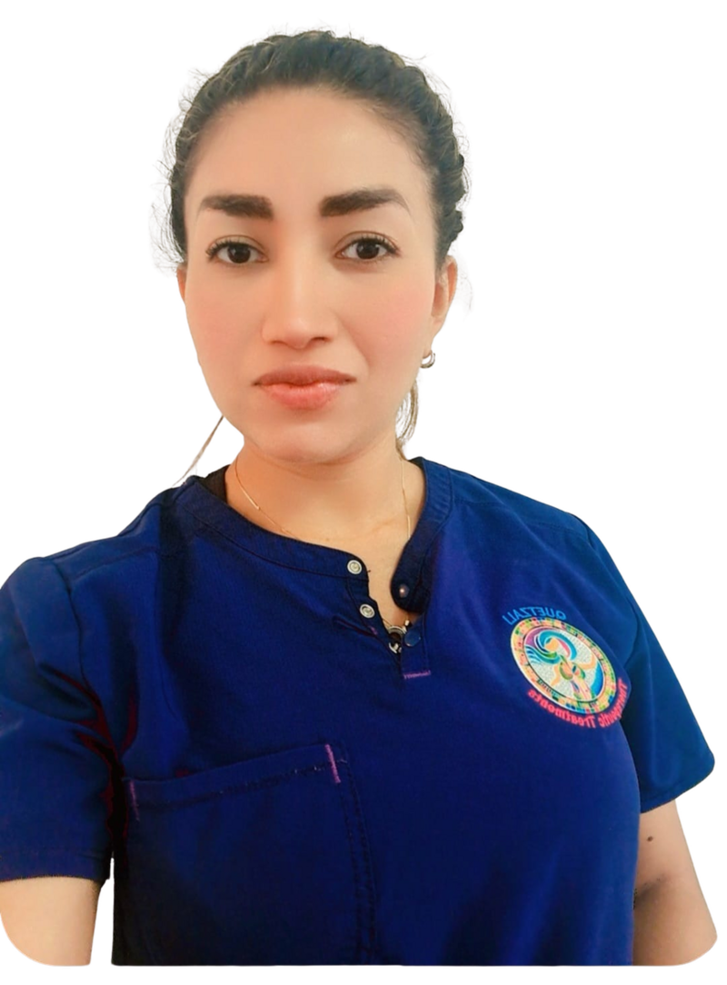 Roseel, founder and massage therapist at Quetzali Experience